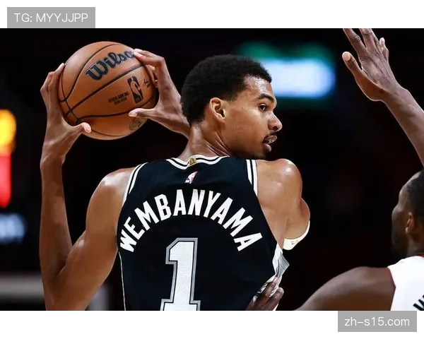 韦尔季前赛领跑篮板榜 新秀表现引人注目